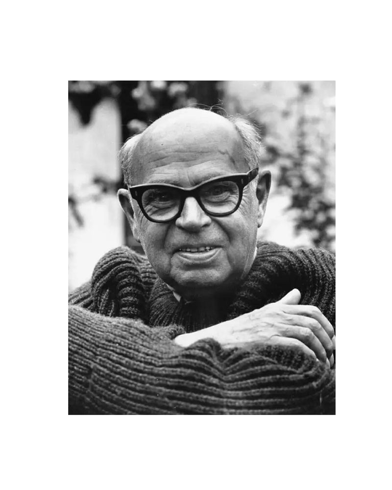 Poul Henningsen
