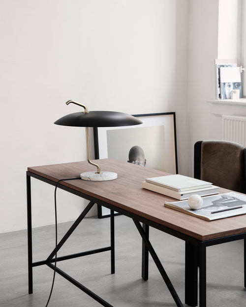 Model 537 - Table Lamp